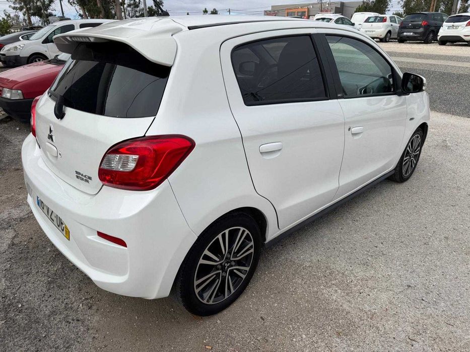 Mitsubishi space star — photo 4