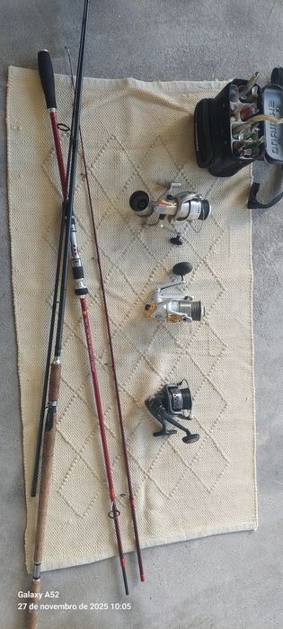 Pesca, canas , carretos e amostras