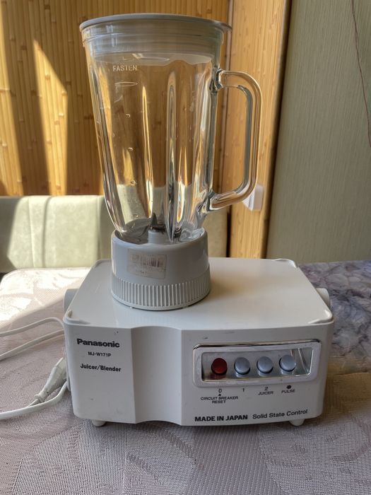 Блендер Panasonic MJ-W 171P