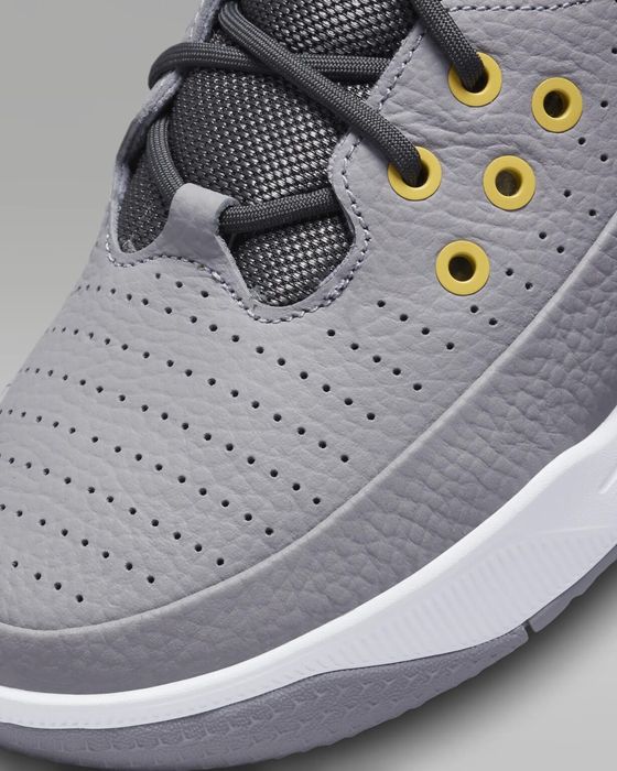 Розпродаж!!!  Кросівки 3.550 100% оригінал NIKE JORDAN AIR MAX AURA 5