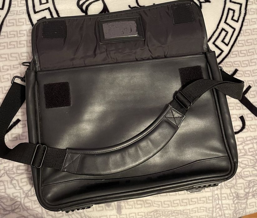 Сумки - портфелі для ноутбука