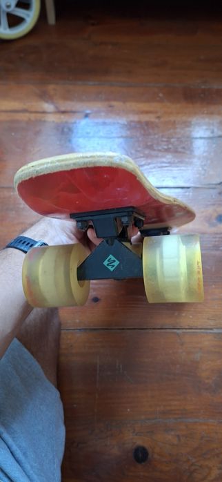 Skate Street surfing