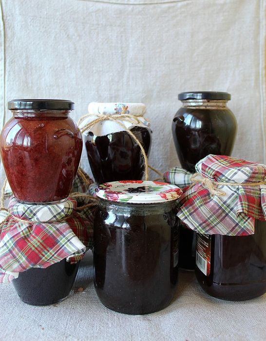 Варення полуничне,  вишневе, малинове