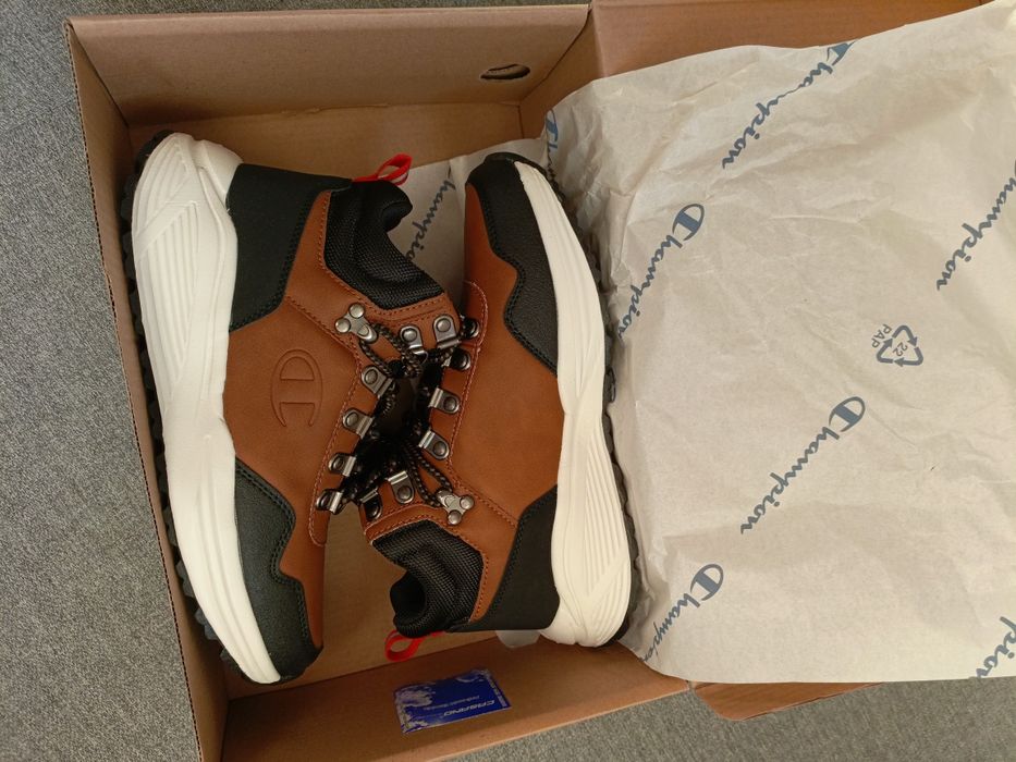 Okazja ! Chłopięce buty sportowe Champion brązowe modne r.37,5 -23,5cm