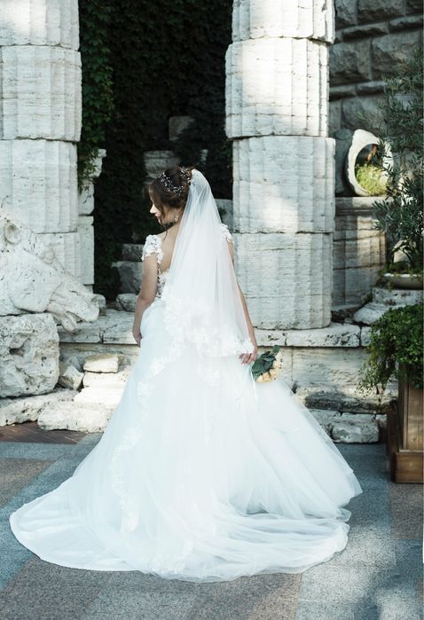 Весільна сукня/плаття