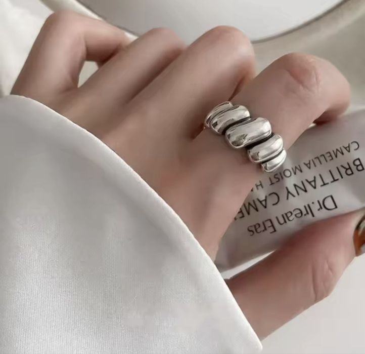 Срібна стильна масивна каблучка