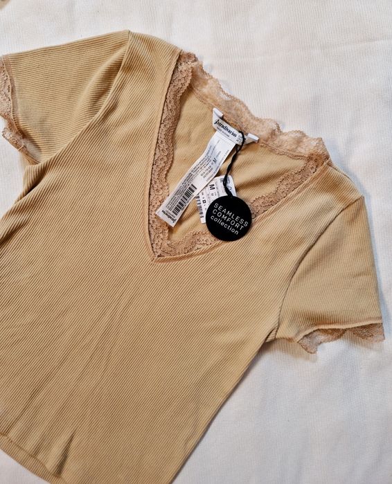 Жіноча футболка Stradivarius розмір М майка
