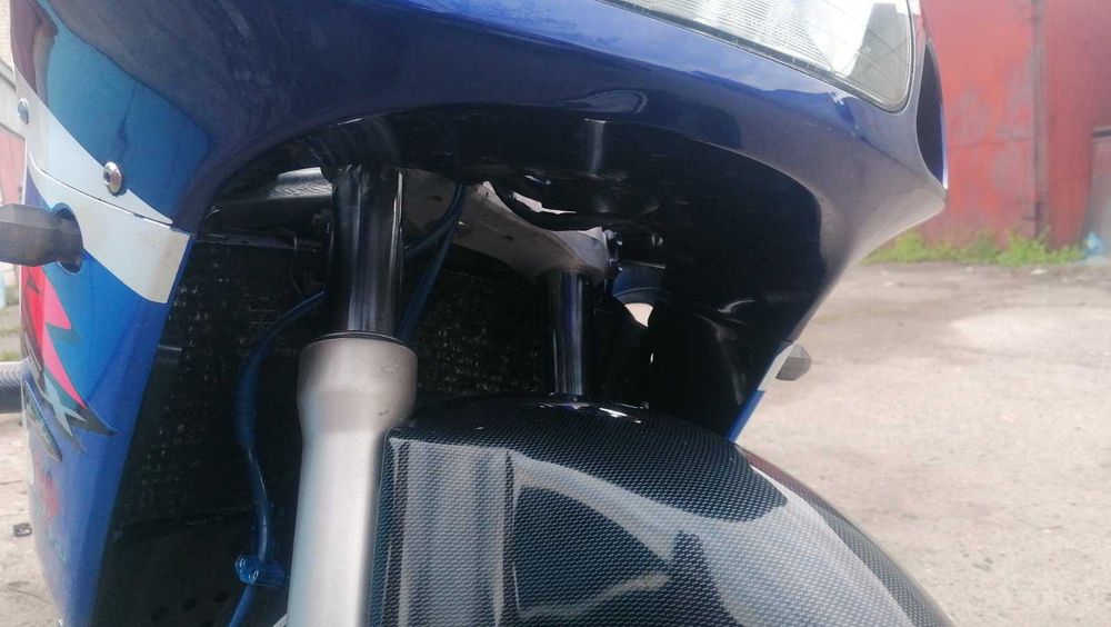 Suzuki gsx 600 R