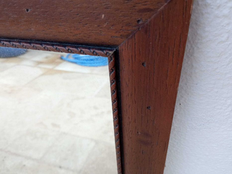 Espelho antigo em madeira