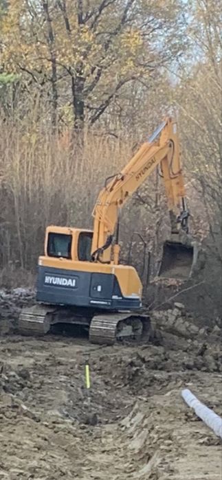 Вантажні перевезення,екскаватор,пісок,щебінь,трал,робота