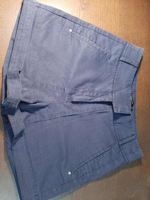 Spodnie krótkie Riserved rozmiar 34