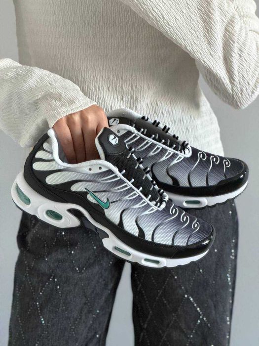 Кросівки Nike Air Max Plus TN Black-White-Mint Кросівки чоловічі Найк Еір Макс ТН