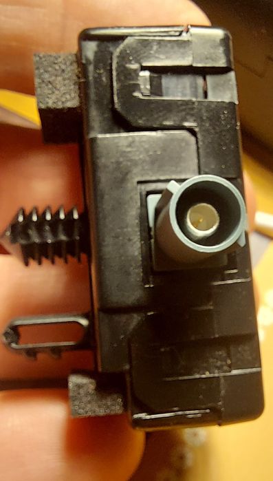 АНТЕННА, УСИЛИТЕЛЬ АНТЕННЫ  
fw9319c024ab  LT9 4 47 27 JB