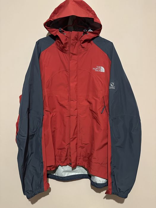 Вітровка The North Face Gore Tex XCR