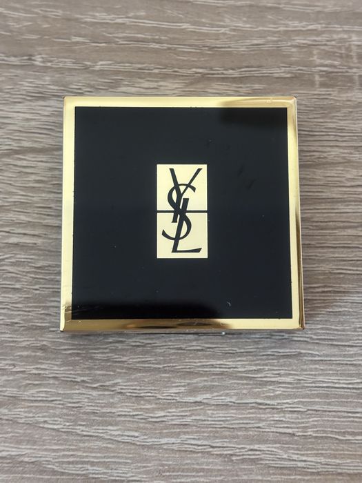 Cień do powiek 01 sequin crush