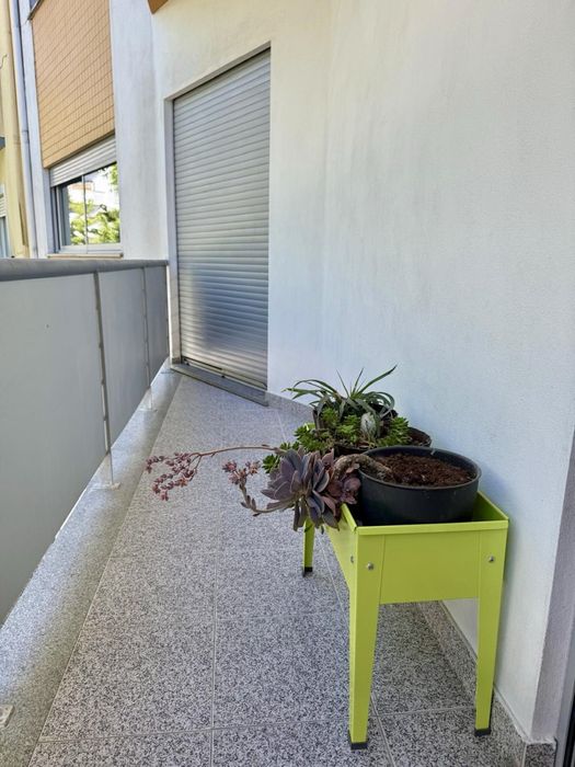 Excelente T2 em Viseu – A/C, Varanda e Lugar de Garagem
