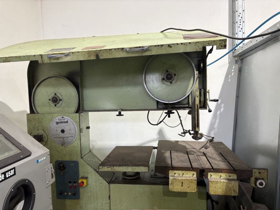 Serra vertical Metalomecanica Guinot