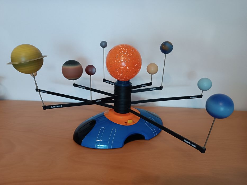 Sistema solar (com pilhas)