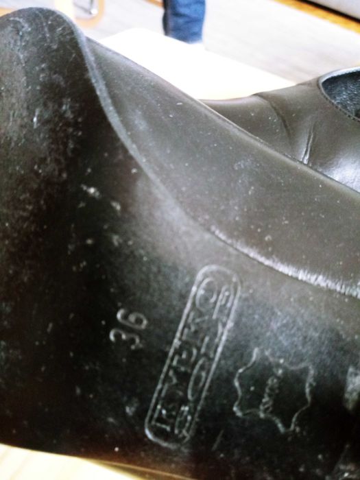 szpilki czarne ryłko