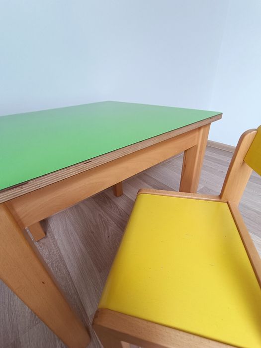 Dziecięcy stolik z krzesełkiem, drewno bukowe