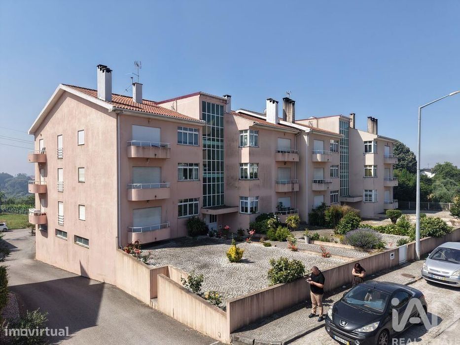Apartamento T3 em Mangualde, Mesquitela e Cunha Alta