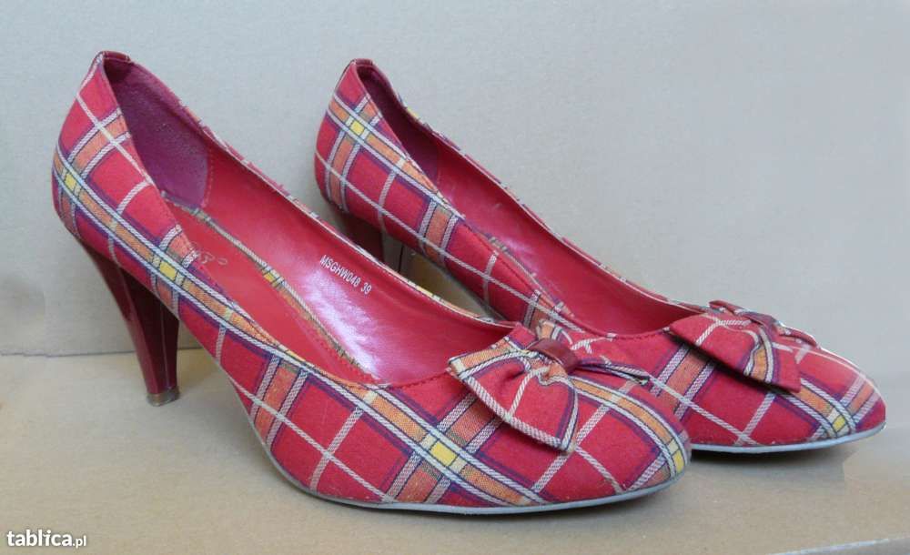 Czerwone buty szpilki w kratkę, r. 39