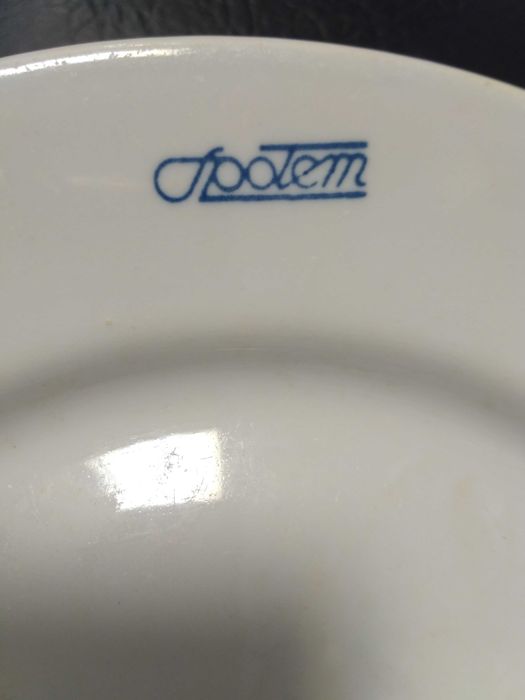 Cztery talerze Społem sprzedam