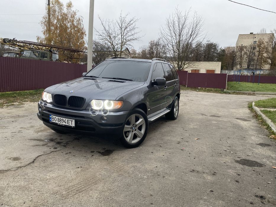 BMW X5 E53.