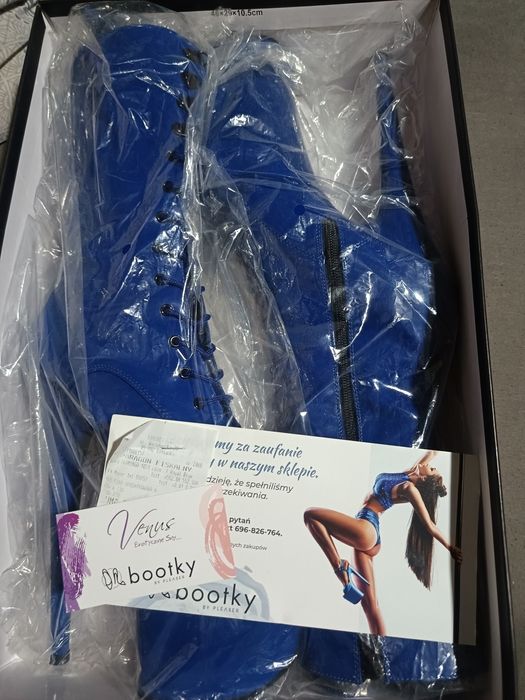 Szpilki Flamingo  200mm professionalne
Botki damskie Pleaser Flam