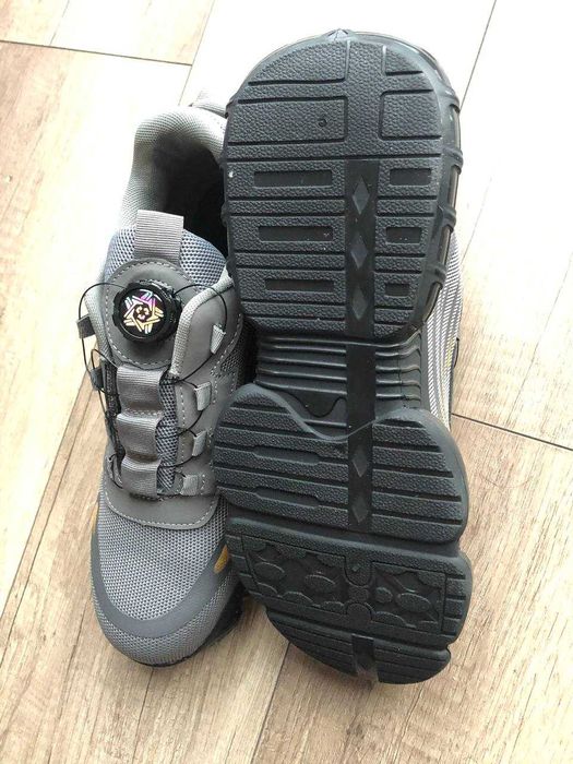 Buty robocze z metalowym noskiem