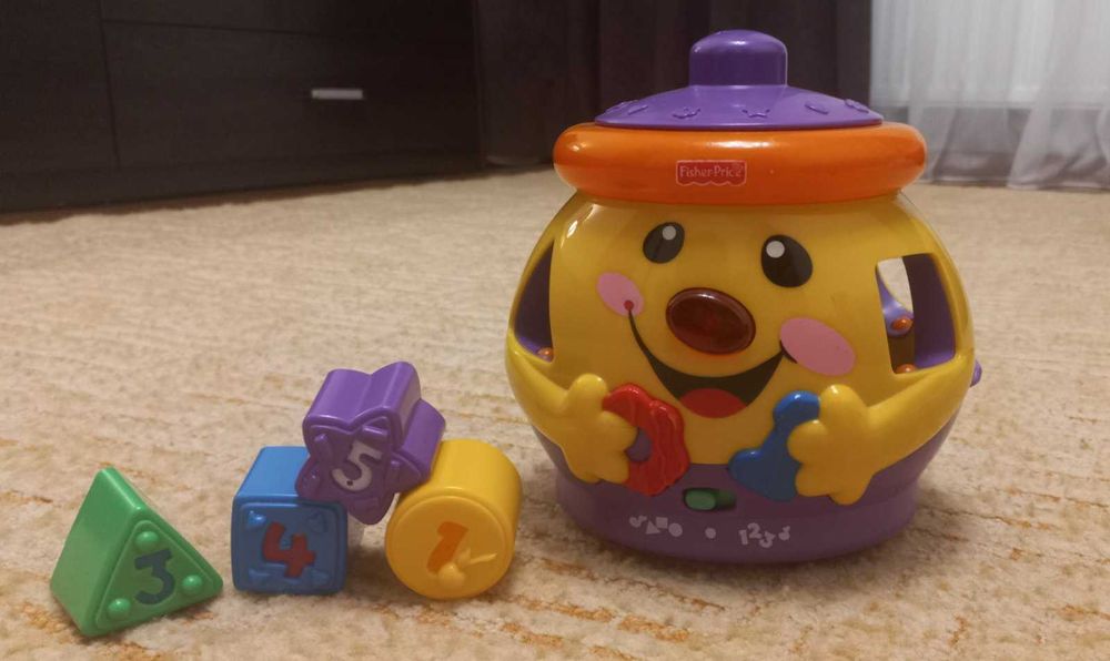 Дитячі розвиваючі іграшки