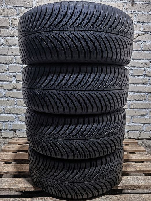 Як нові 215/45r16 GOODYEAR | 8.5mm | 2024 | Made in Slovenia | Комплект/4шт | Преміум всесезонні шини | Ідеальний стан, без пошкоджень, без ремонтів