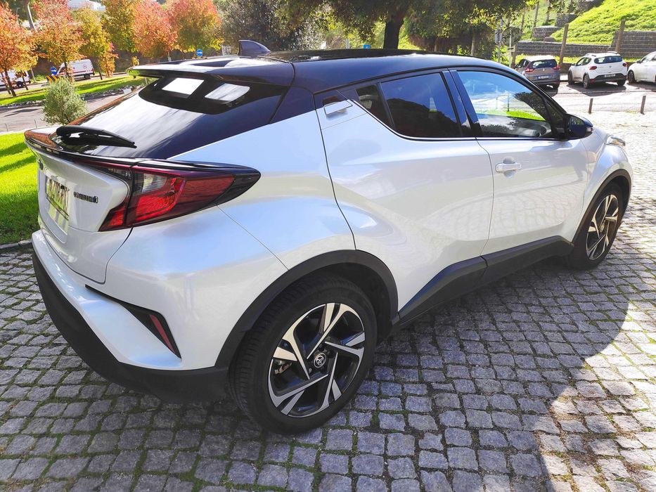 Toyota C-HR 1.8 Hybrid Square Collection