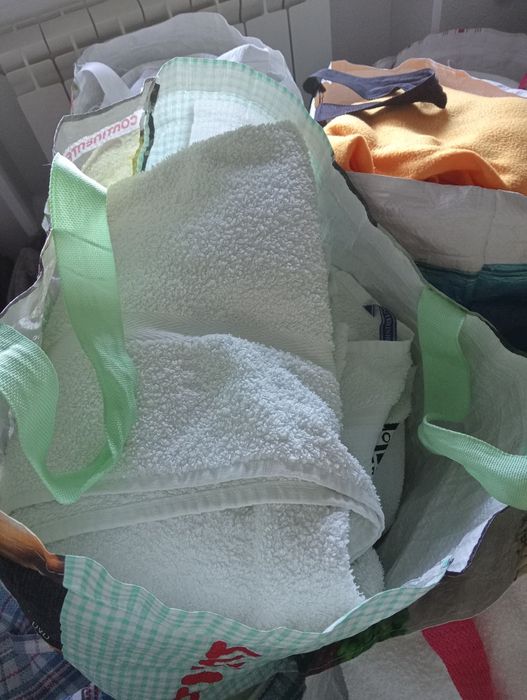 Toalhas vários tamanhos e mantas IKEA