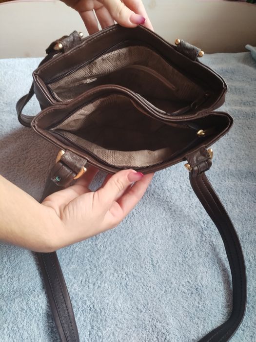 Mala castanha bolsa dupla.