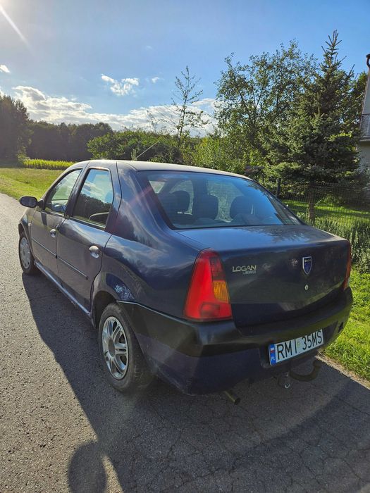 Dacia Logan z 2005