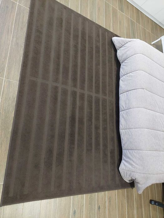 Tapete castanho Ikea 2,30x1,57mt