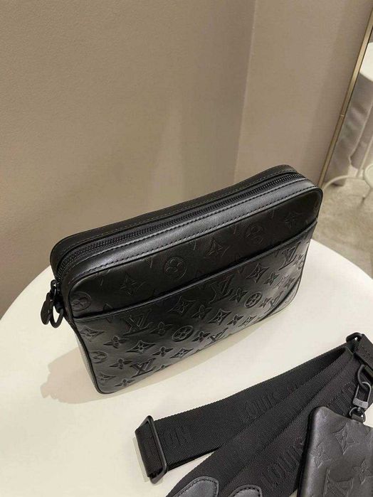 Сумка Louis Vuitton Messenger, LV, Оригінал