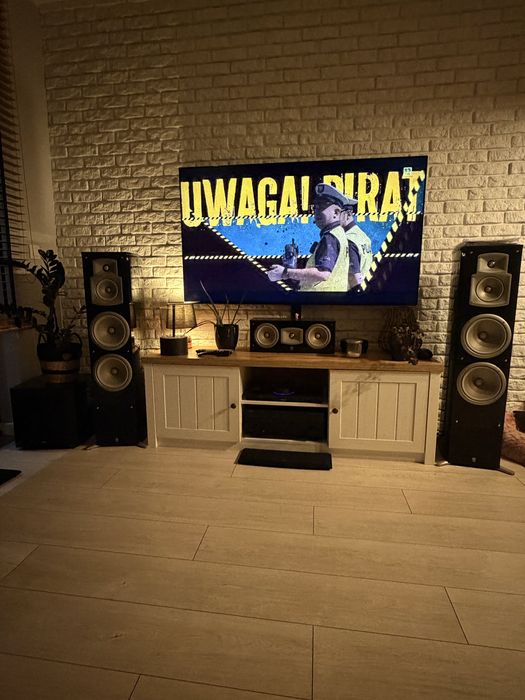 Yamaha 5.1 – RX-V779 + NS-777 / NS-333 / NS-C444 / SW200