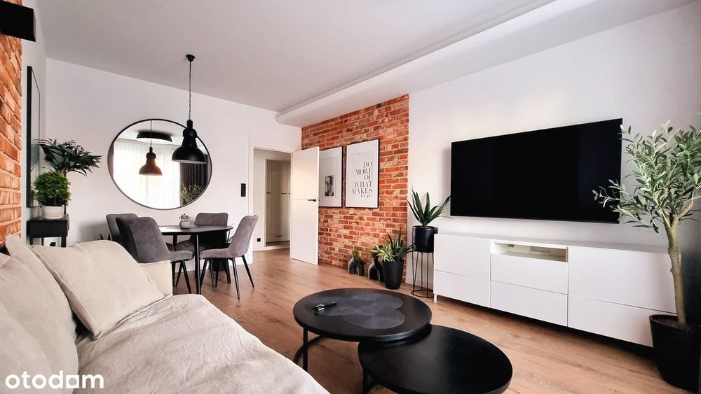 Jasne_przestronne_2_komfortowe_pokoje_balkon_oddzielna_kuchnia