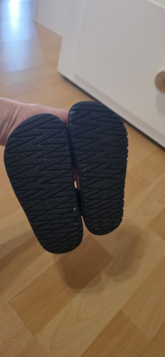 Продам в ідеальному стані сандалі Geox 26 розмір