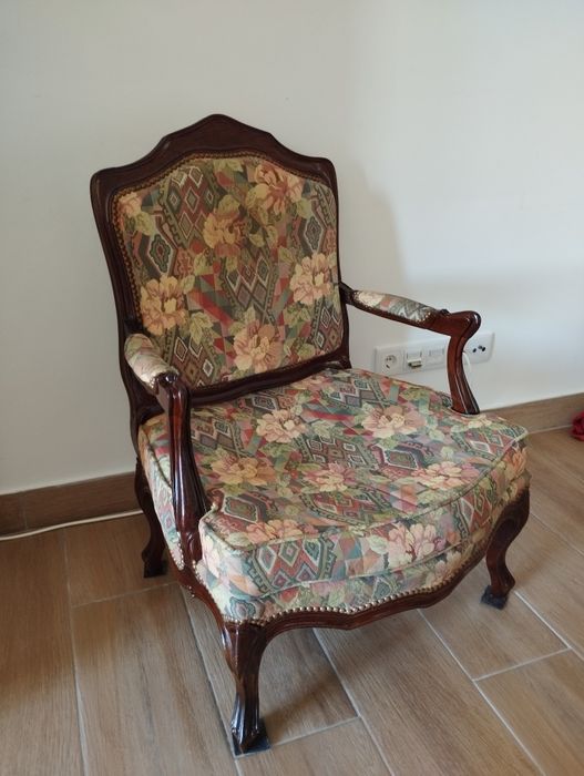 Cadeirão de Sala antigo