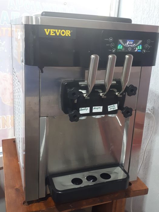Фризер VEVOR для мягкого мороженого