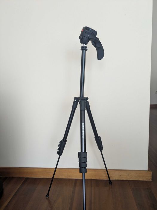 Tripé Manfrotto Compact Action Como Novo + Caixa Original