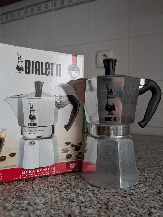 Cafeteira Bialetti Moka Express 0,3L