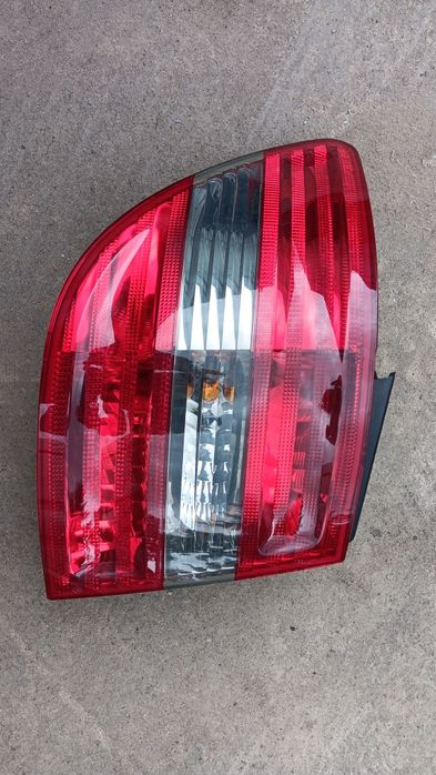 Orginalna lampa prawa tył Mercedes B-Klasa  W 245
