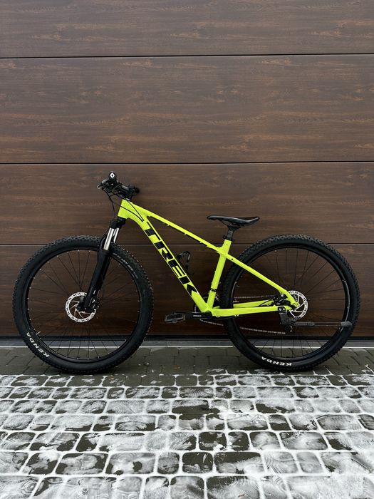 Trek marlin 5 29 M giant górski mtb specislized kross romet cube