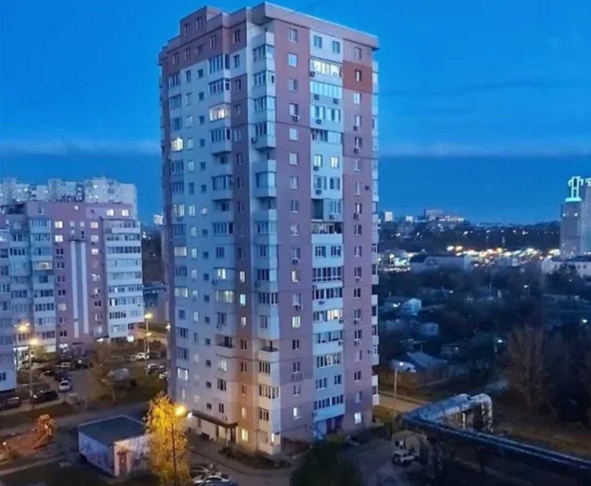 D1A Продам 2к.кв, 3-й этаж, ЖК Розовый Дом, раздельные комнаты.