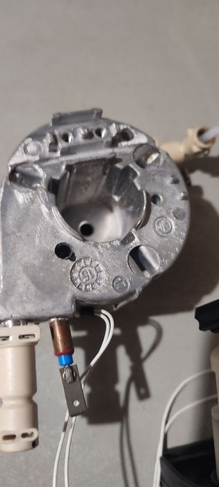 Dëlonghi Magnifica бойлер помпа