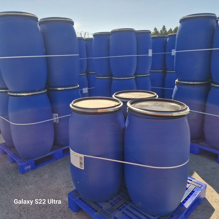 Barricas 220L tampa e aro semi novas